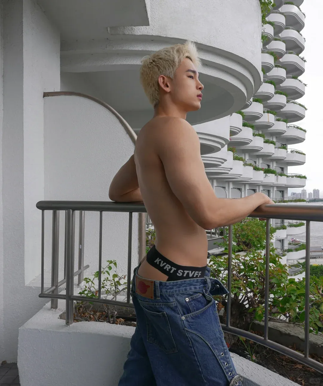 鲜肉时尚网红，草食系运动型男