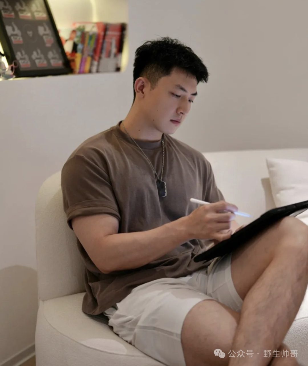 穿灰裤子的运动长的太太顶了，被他大实力吸引！