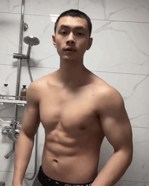 被刘姥姥约酒，承认被女记者采访，邓举海又变帅了？