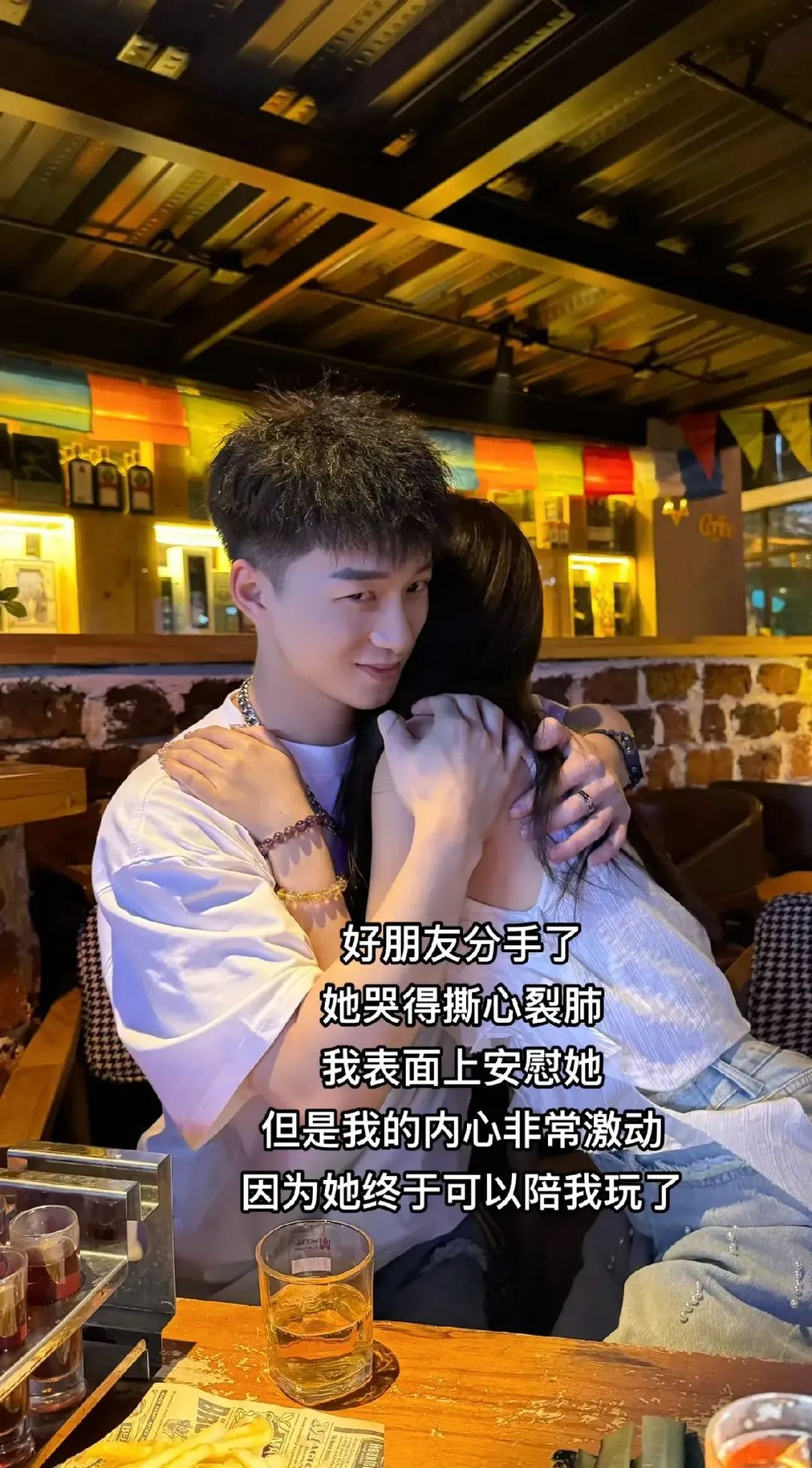 185+ 大长腿帅哥现身抖音，10W 粉丝直呼：我可以！