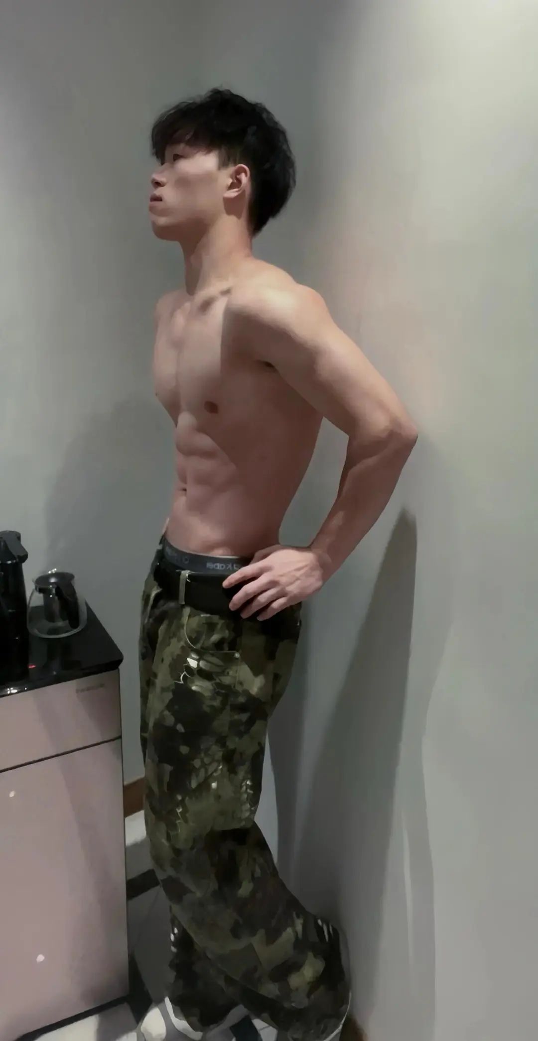 重庆薄肌体育生谁又馋了？