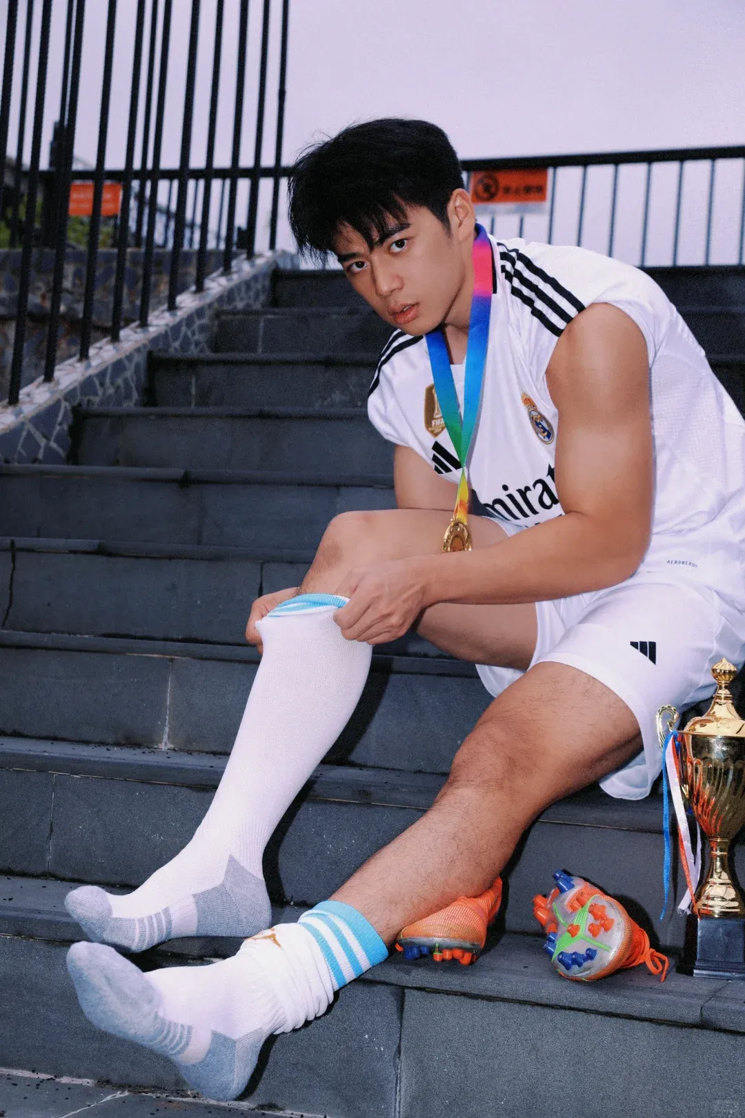 川味清秀小哥哥爆火！笑容治愈，22 岁的成都男娃有点甜！