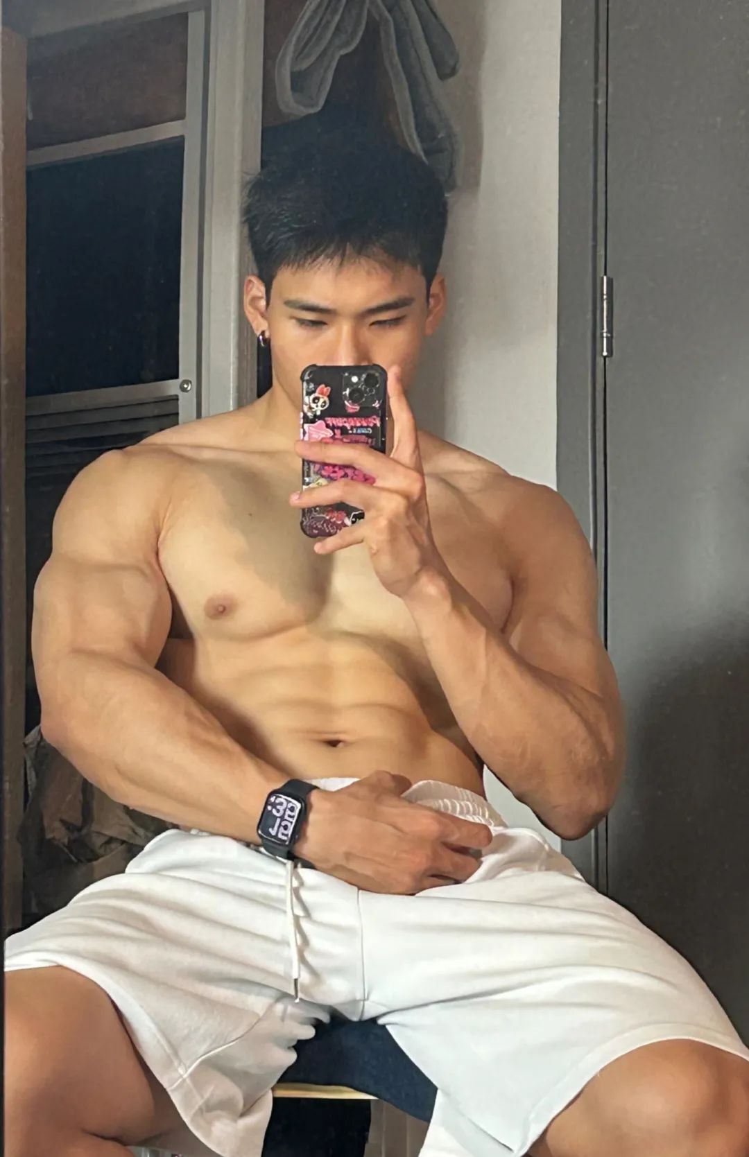 这么粗，能打全场！这凹凸的小山丘