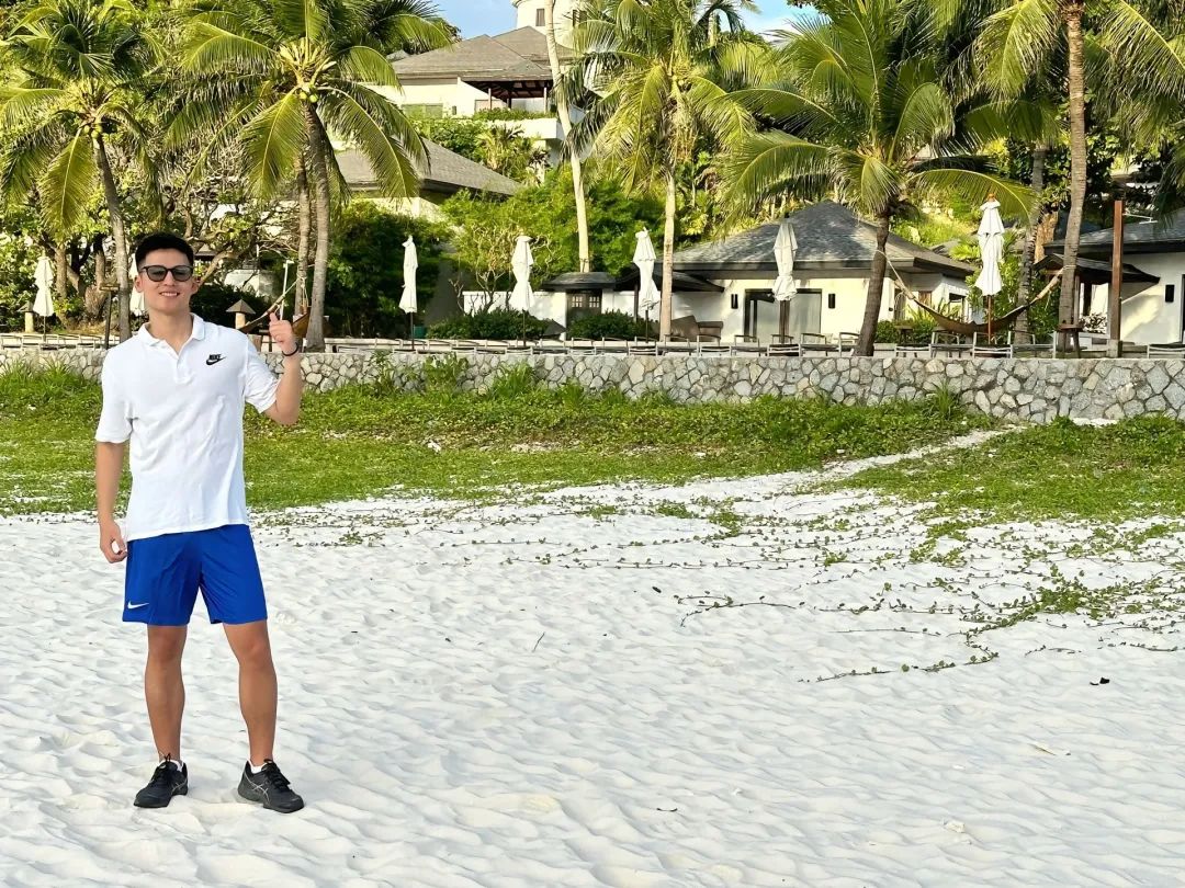 好帅的物理老师！！！