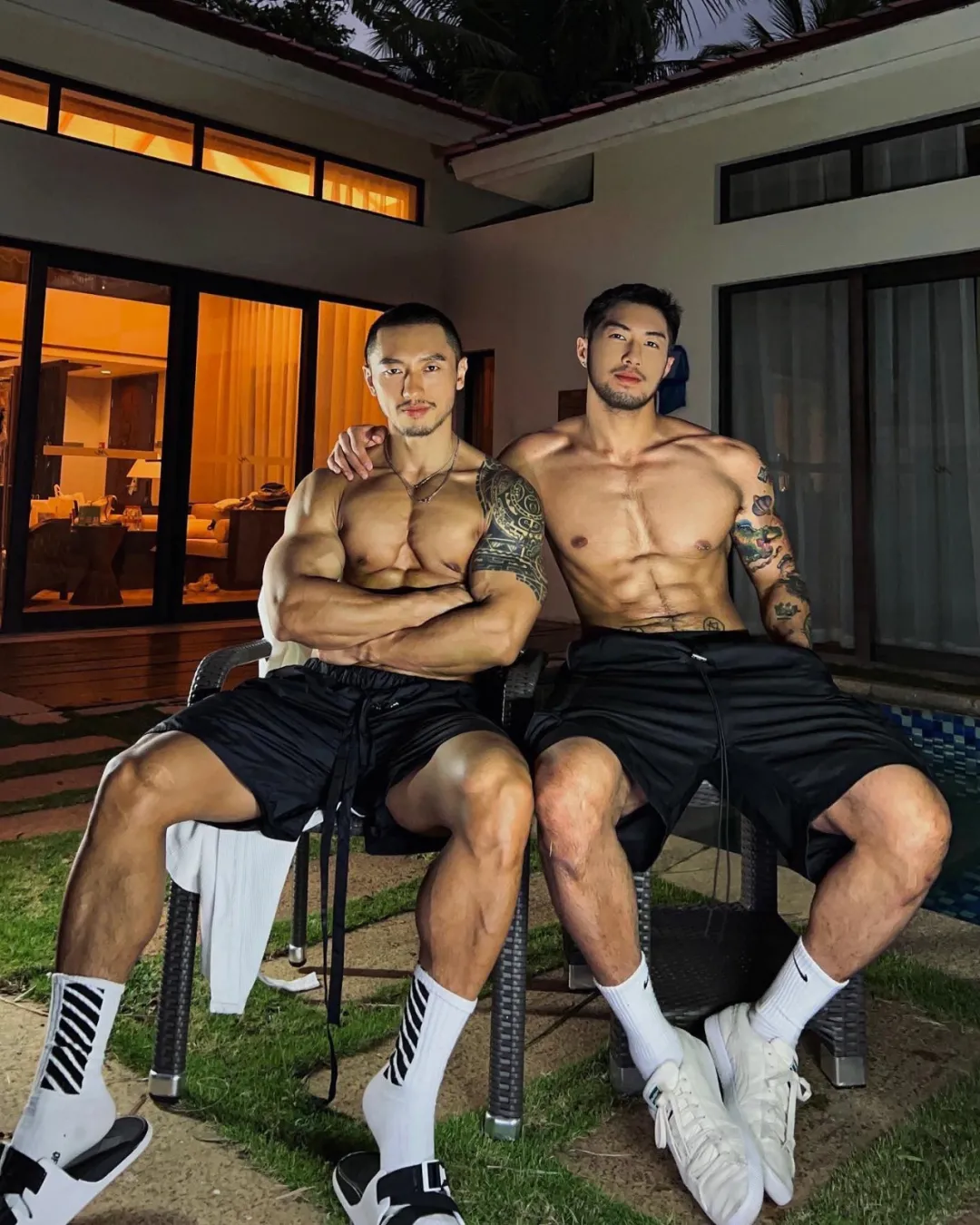深圳肌肉 gogo 惊艳曼谷白趴，我真的超可以