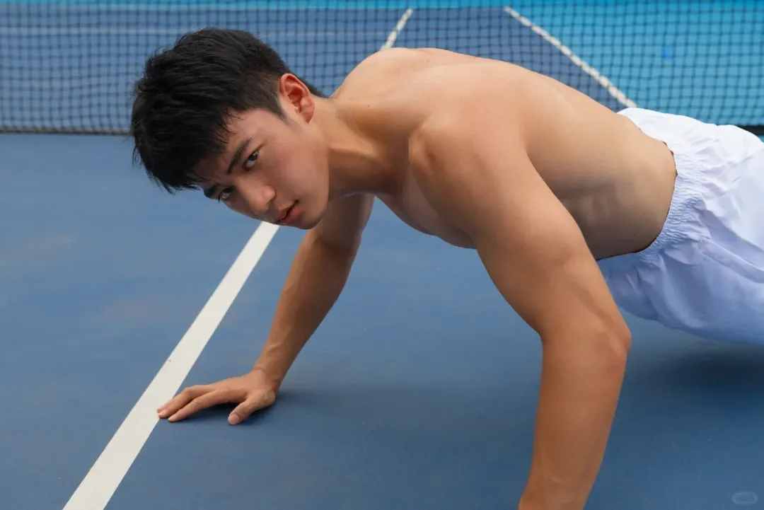 川味清秀小哥哥爆火！笑容治愈，22 岁的成都男娃有点甜！