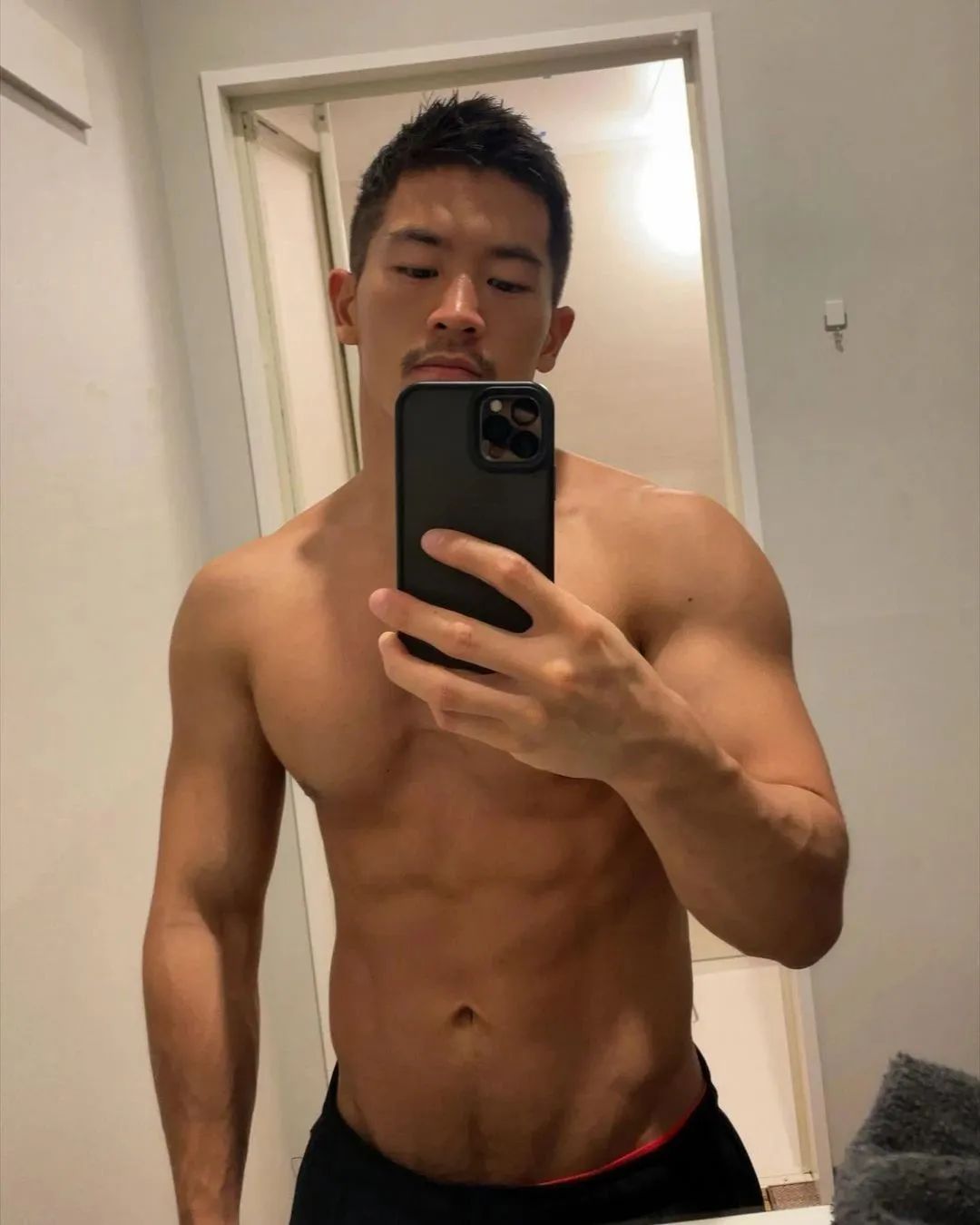 岛国 GOGO 都恋爱了？！你还在尊嘟假嘟！