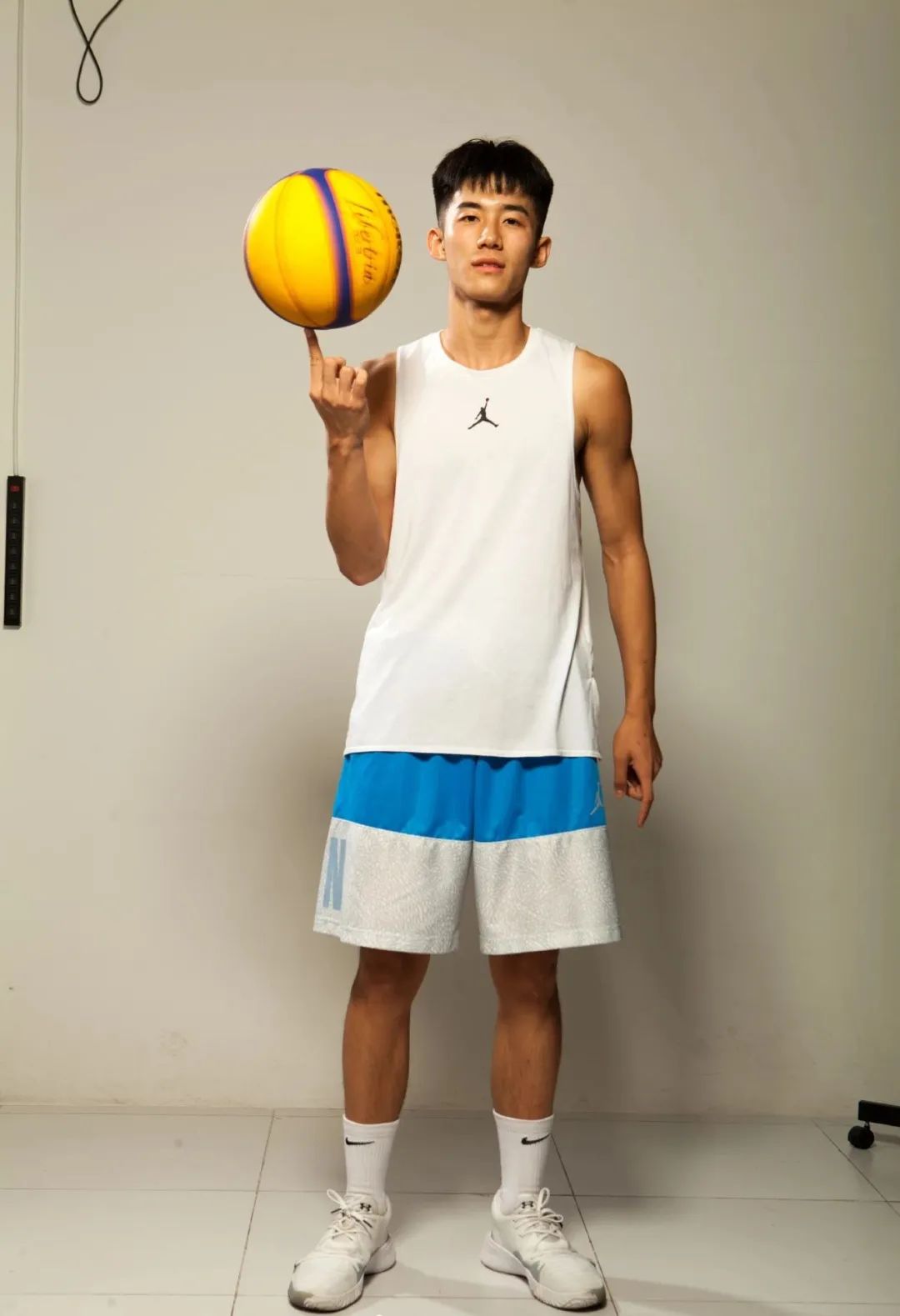185CM 的山东篮球体育生男高太帅了！