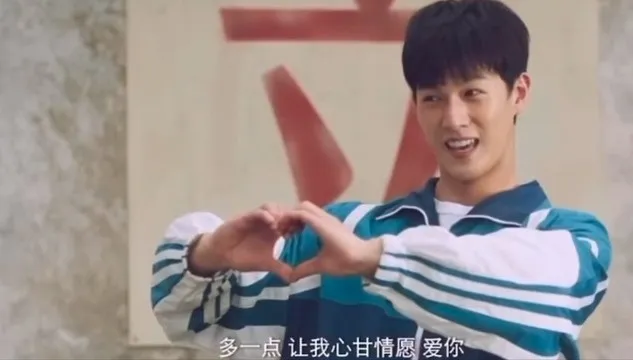 李昀锐的“瓜”一个接一个，越扒越有料，《九重紫》爆火未必是好事？