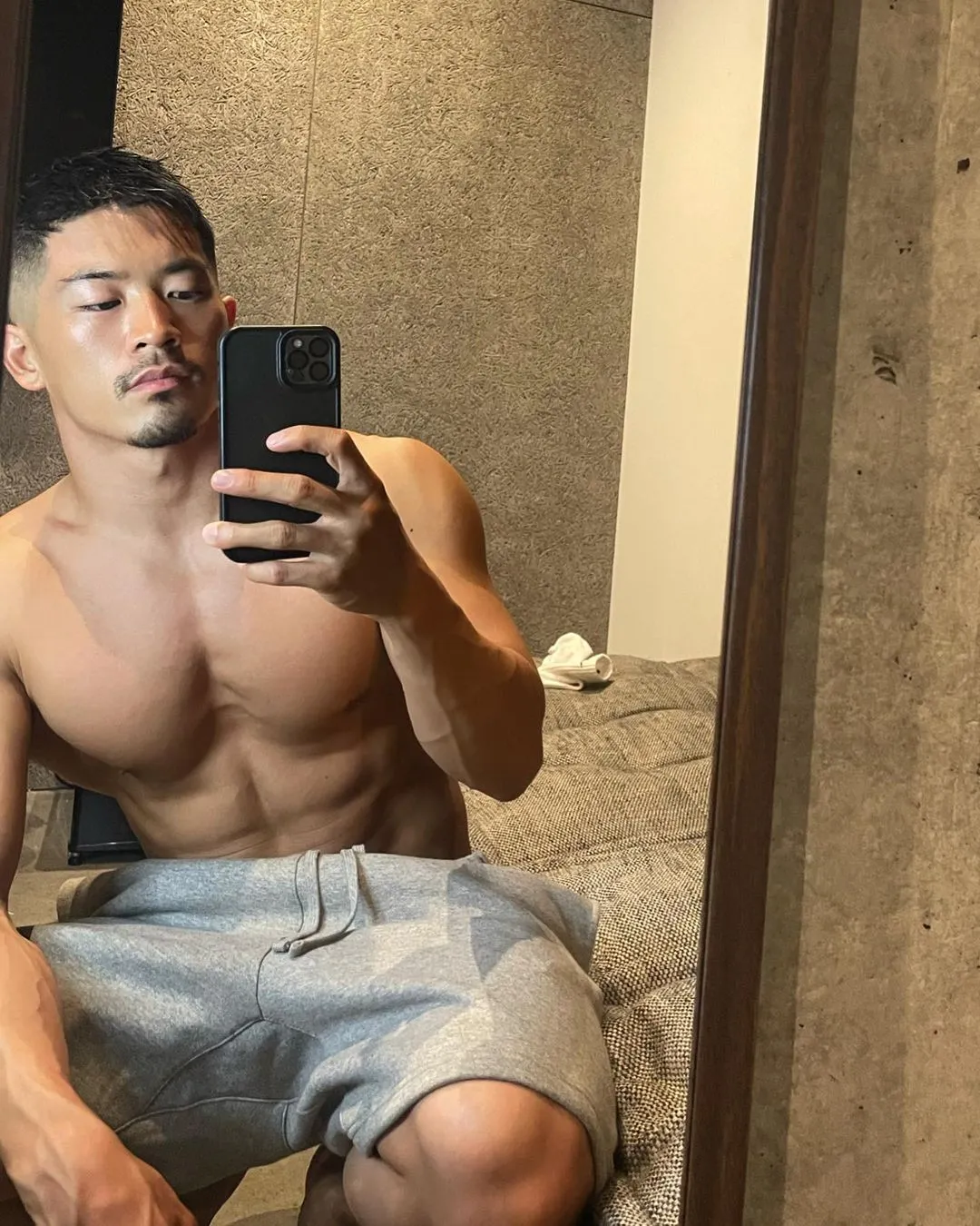 岛国 GOGO 都恋爱了？！你还在尊嘟假嘟！