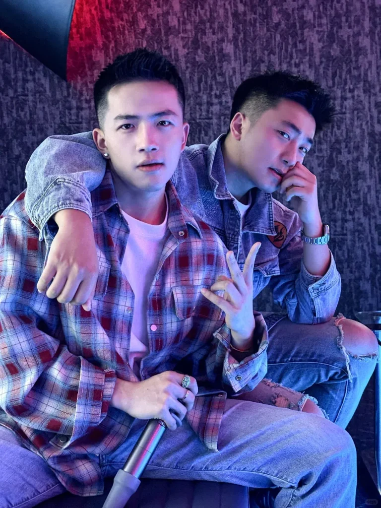 国标舞蹈老师，短发痞帅留子