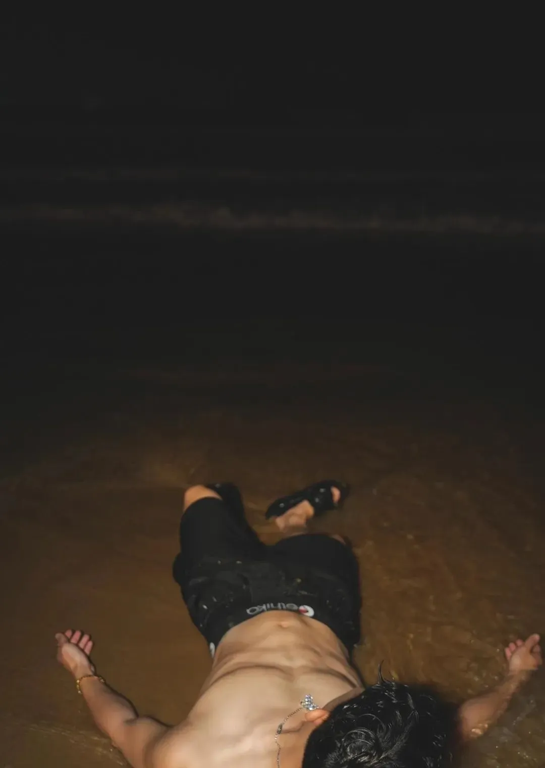 薄肌健身帅哥少年感砰击