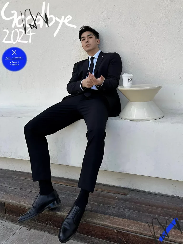 正装也能玩出不一样的帅气感