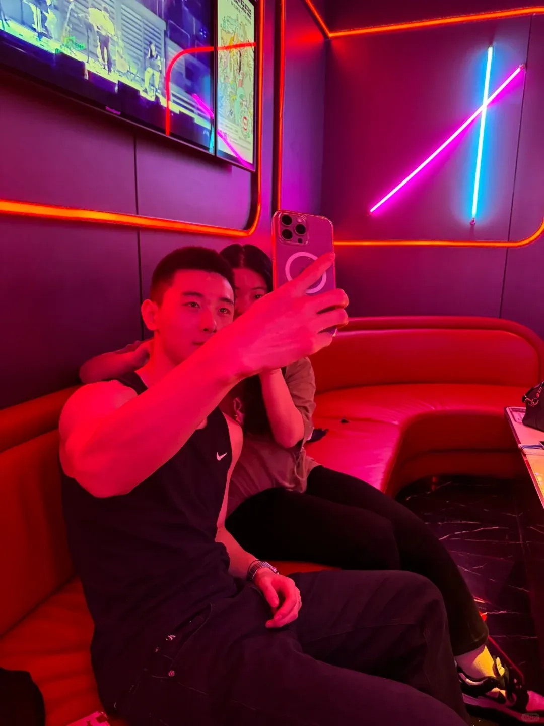 有片又有料!棒球服紧身胶衣,上海 22 岁薄肌男神来袭! 有片又有料!棒球服紧身胶衣,上海 22 岁薄肌男神来袭!