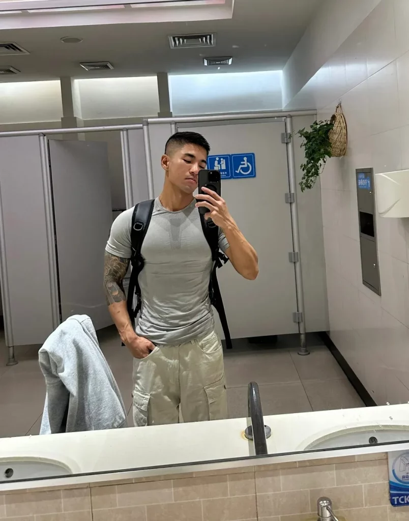 那个被偷袜子的小红书肌肉博主，原来是他