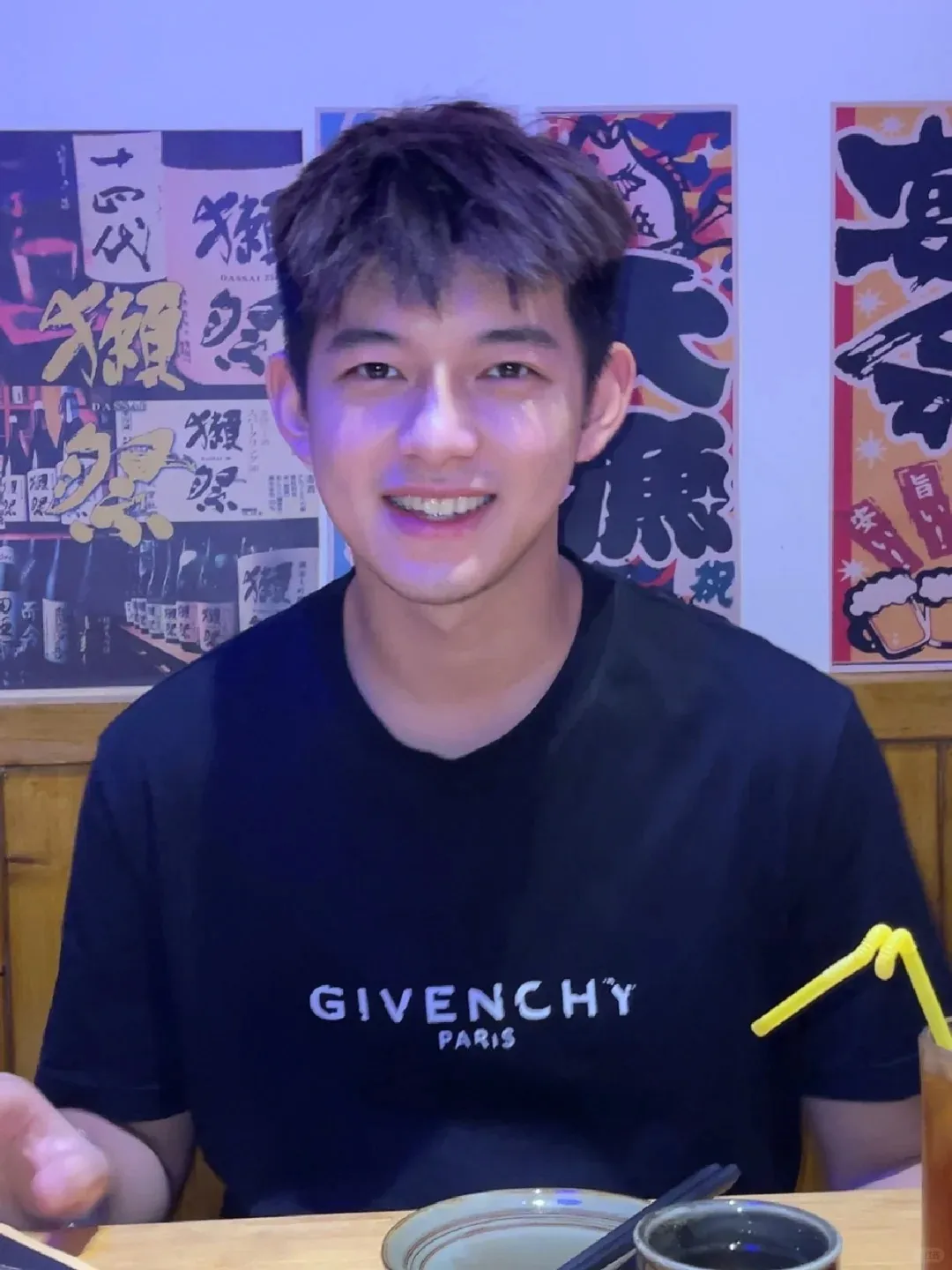 厦门必吃榜！网友：五官迷死人了 | 网红帅哥