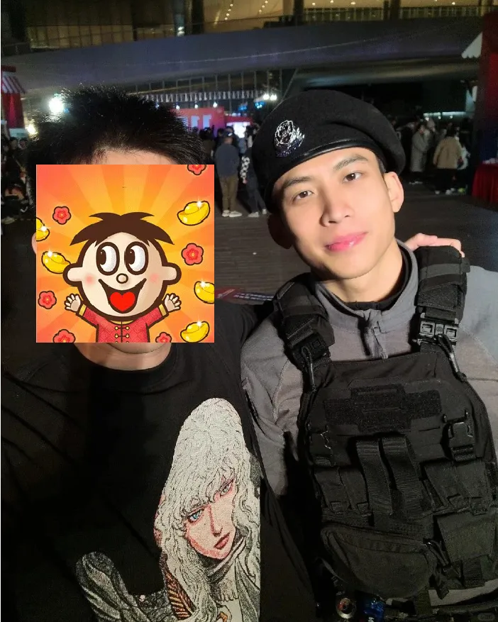 广州荔湾特警小哥火了！这也太太太帅了吧！