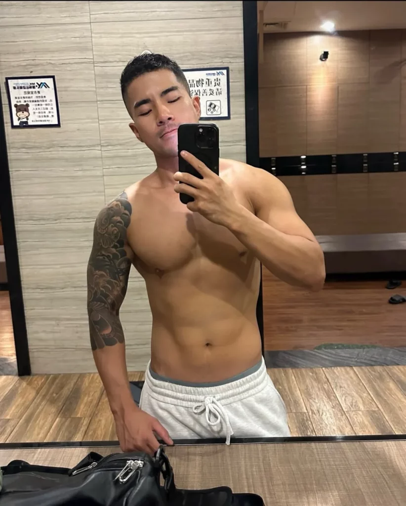 那个被偷袜子的小红书肌肉博主，原来是他
