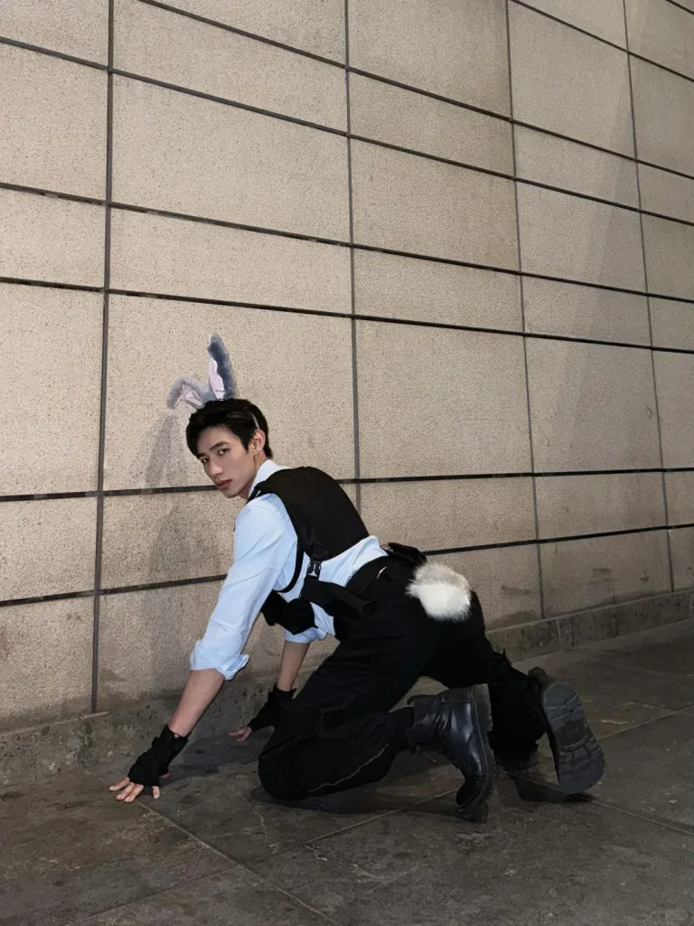 筋肉小帅哥，柔软舞蹈生