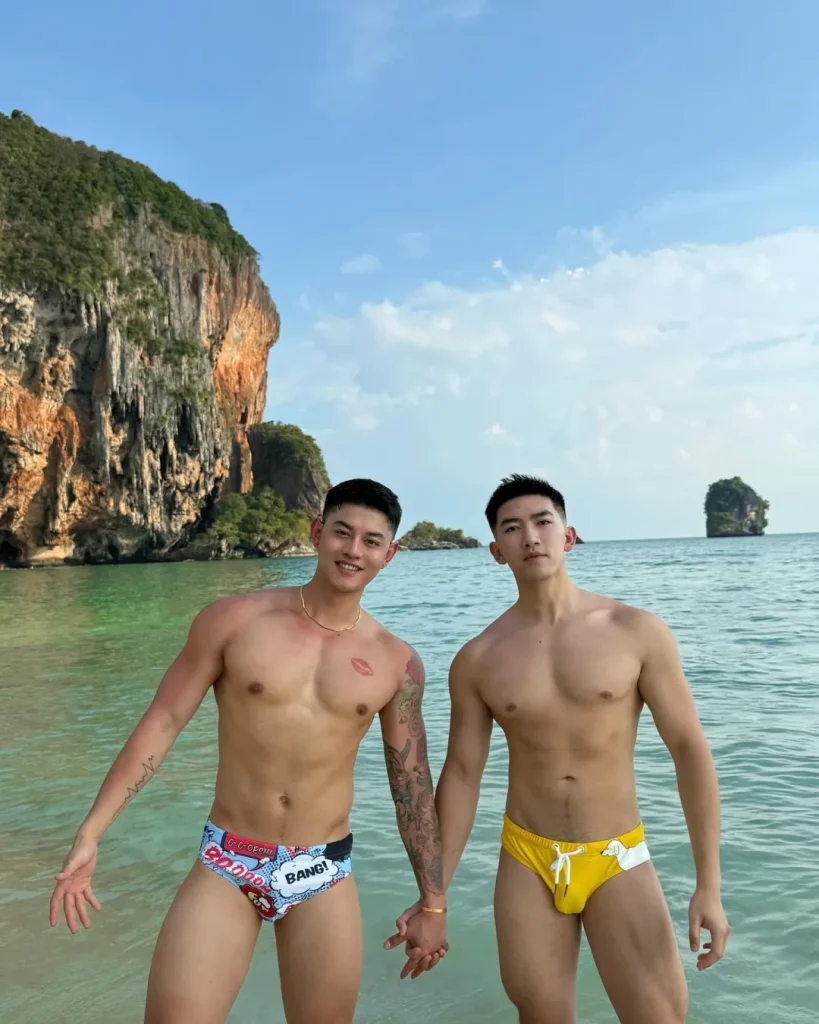 晒成黑皮又怎样？北京男孩泡在水里的快乐
