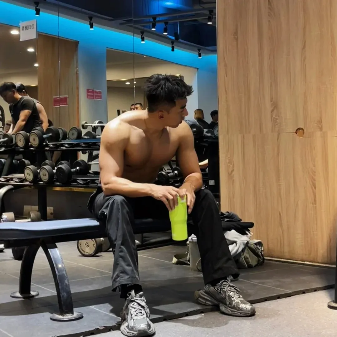 内蒙古的运动男大人夫感 MAX！长得太粗壮啦！！