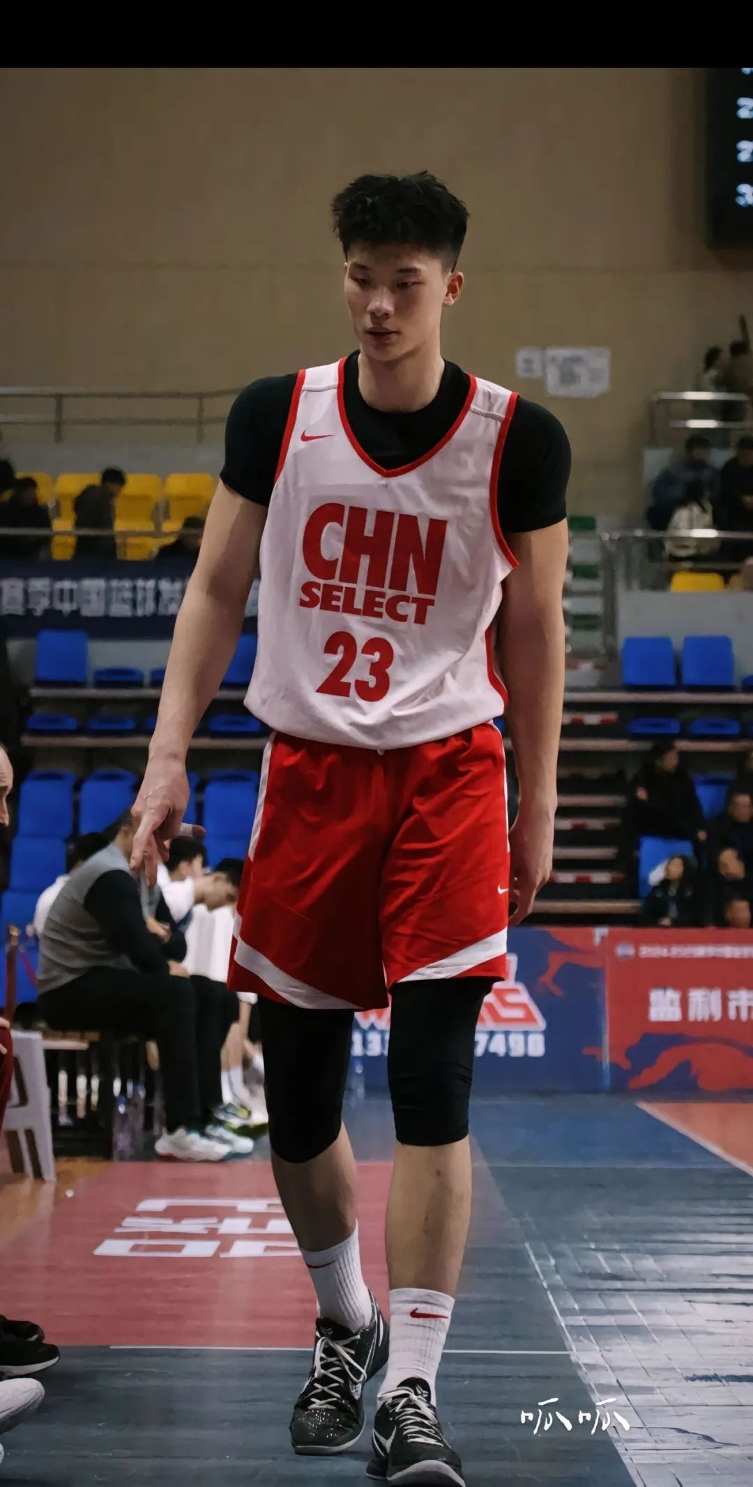 193cm 山东体育生男大，19 岁大弟弟真的超可以！