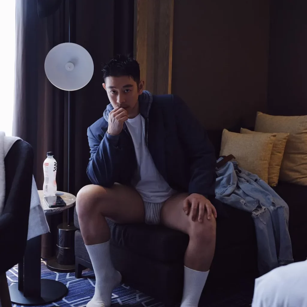 黑皮肌肉风暴，逆光健身美学，成都小哥哥带你玩转全球