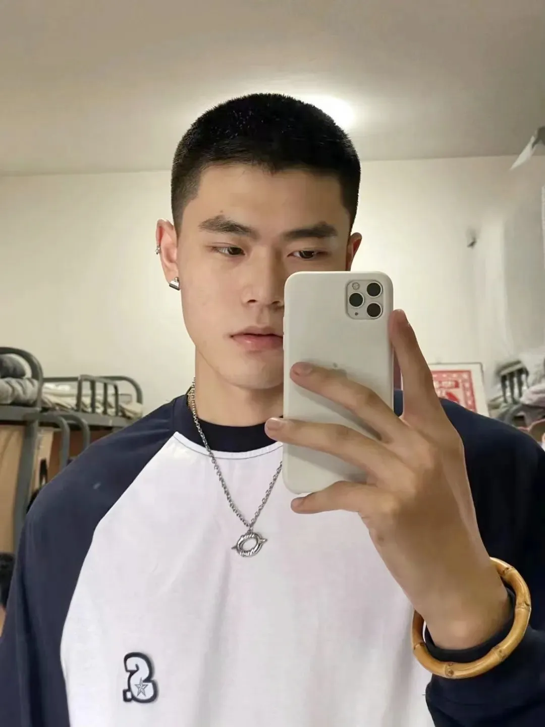 这才是男生该剪的 3 款发型，阳光又帅气！