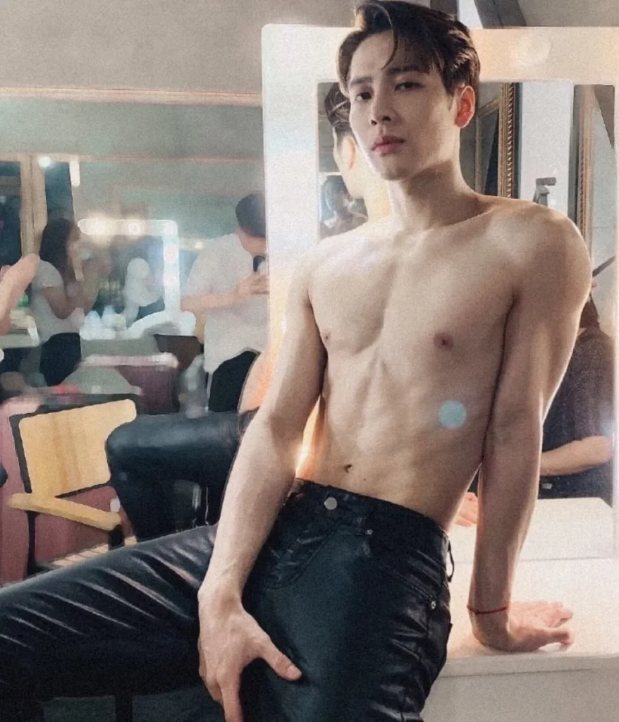 KPOP 男爱豆排名出炉：内娱占一半，王嘉尔各大平台断层第一！