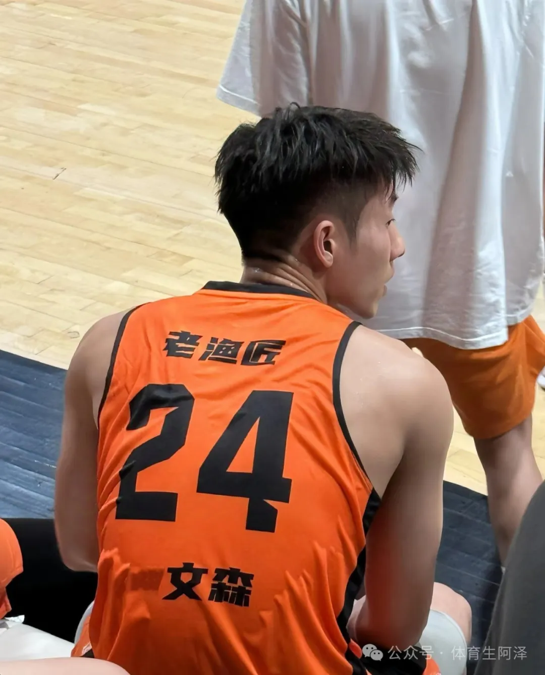 185 篮球男大体育生，校级篮球赛勇夺冠军，男友感满满......