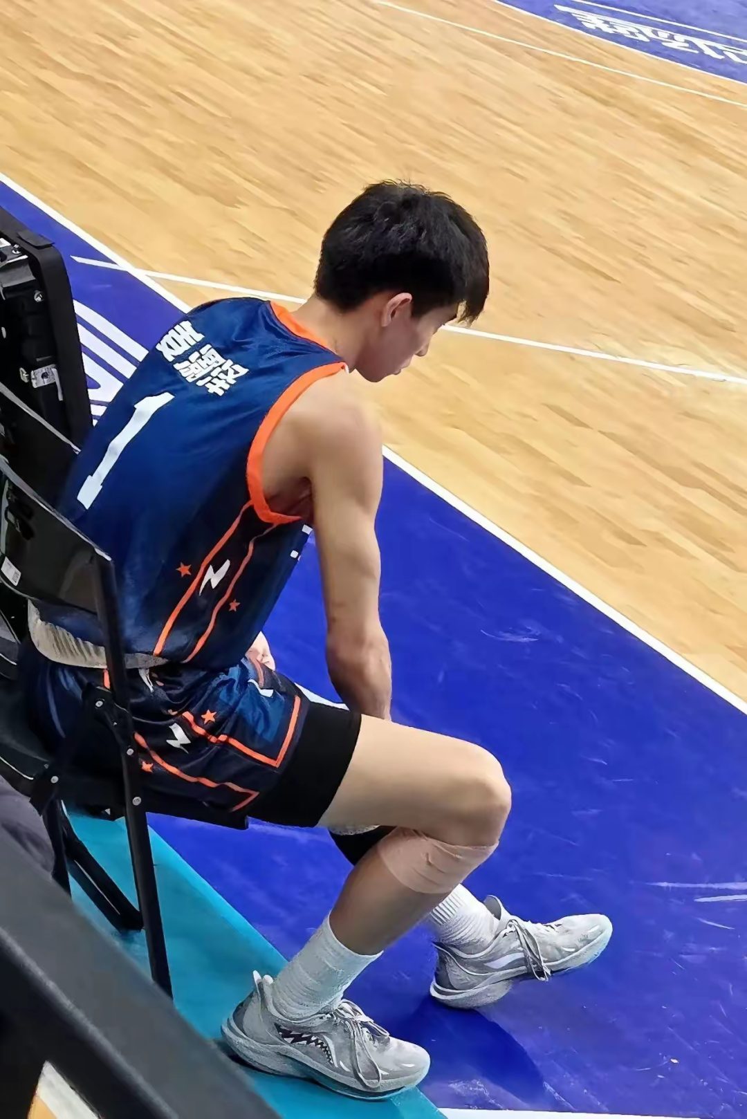 上海 185cm 篮球体育生帅哥