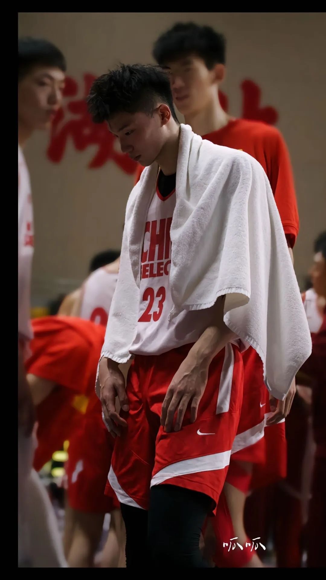 193cm 山东体育生男大，19 岁大弟弟真的超可以！