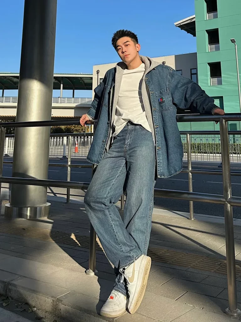 正装也能玩出不一样的帅气感