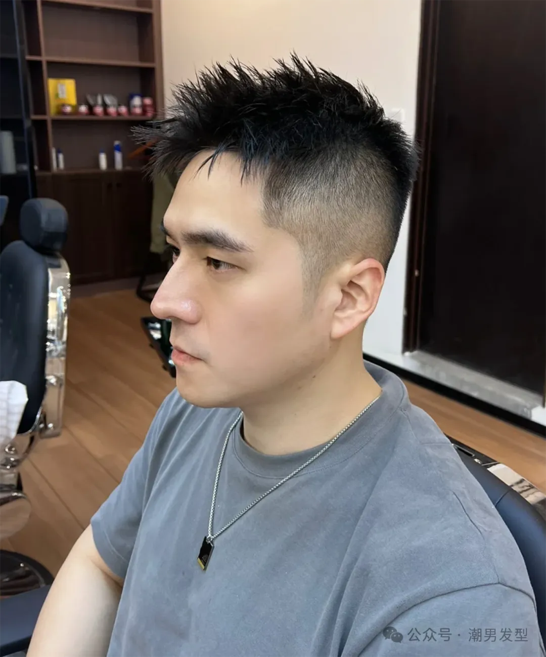 男生理发别只会“稍微剪短”,试试这 4 款造型,时尚个性还涨颜值 男生理发别只会“稍微剪短”,试试这 4 款造型,时尚个性还涨颜值