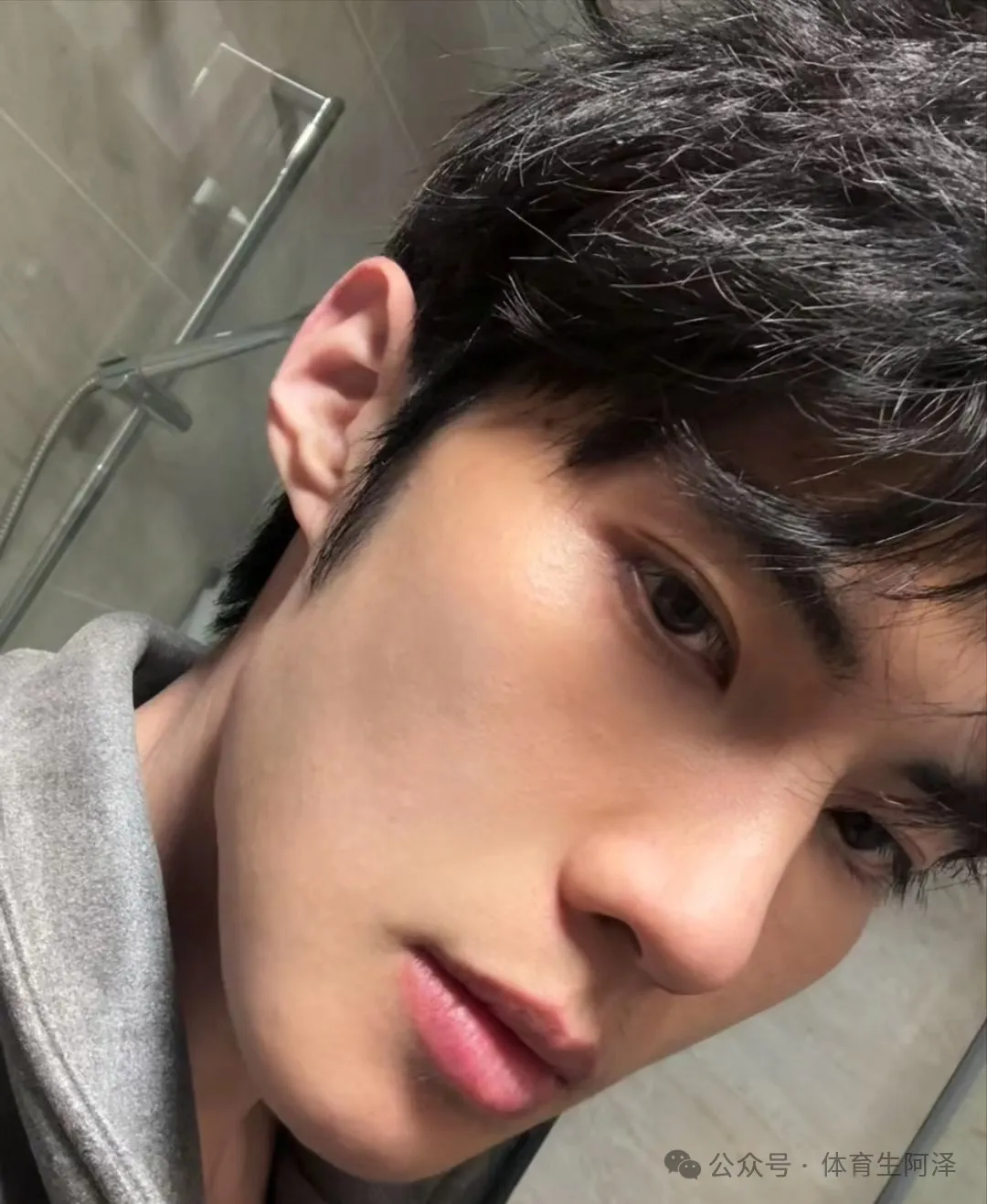 195 白袜体育生狼狗，宋威龙版少年感帅哥，真就硬帅.......