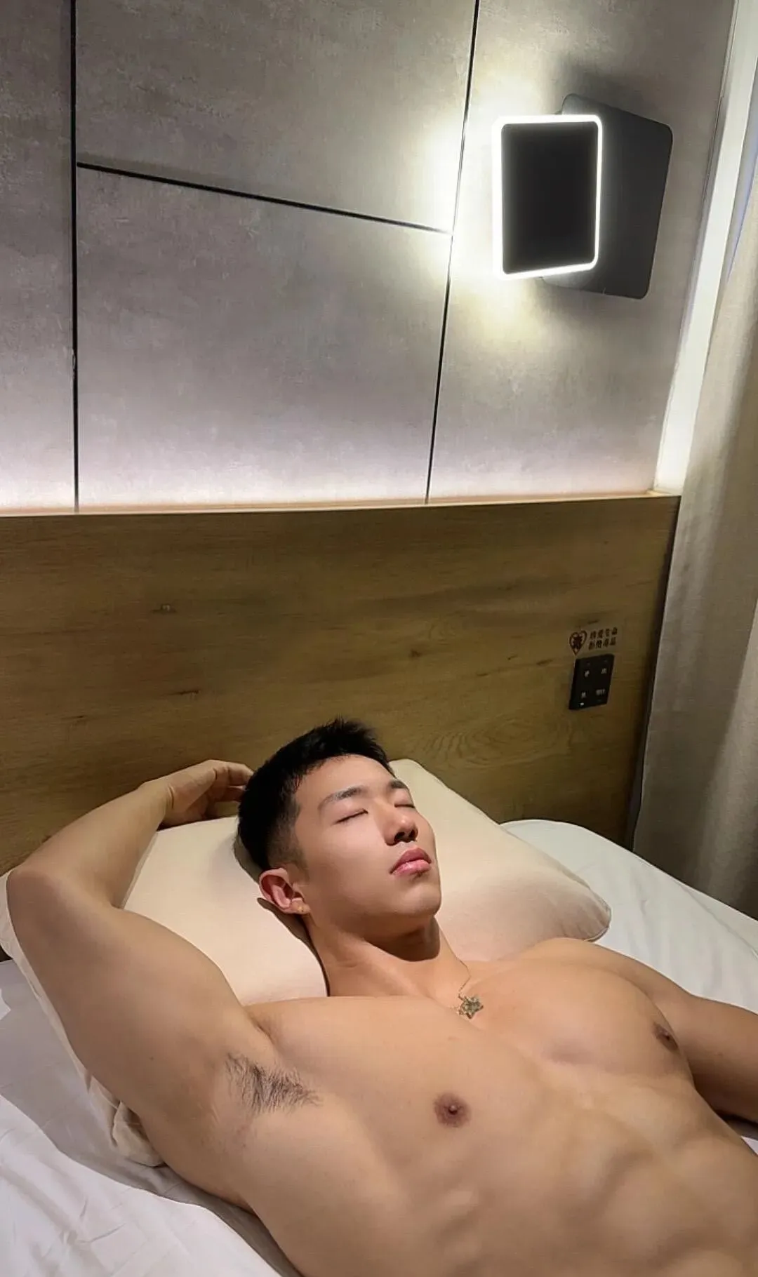 八块腹肌肌肉睡美人超绝了！