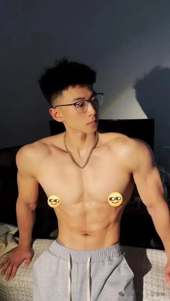 180cm 山东黑皮肌肉汉子，厚实强壮有力！