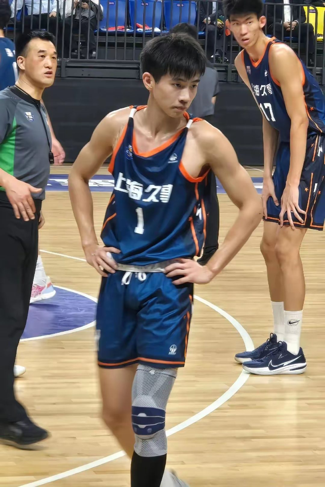 上海 185cm 篮球体育生帅哥