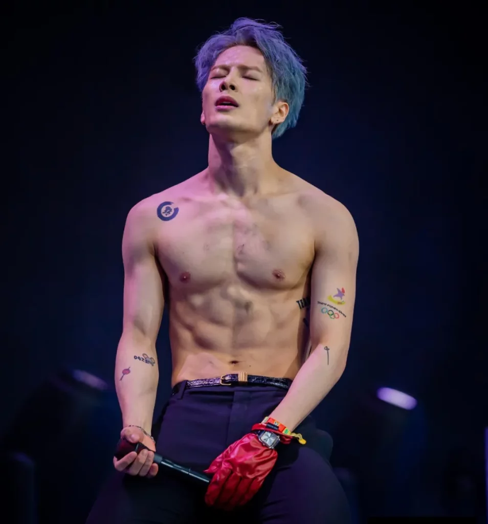KPOP 男爱豆排名出炉：内娱占一半，王嘉尔各大平台断层第一！