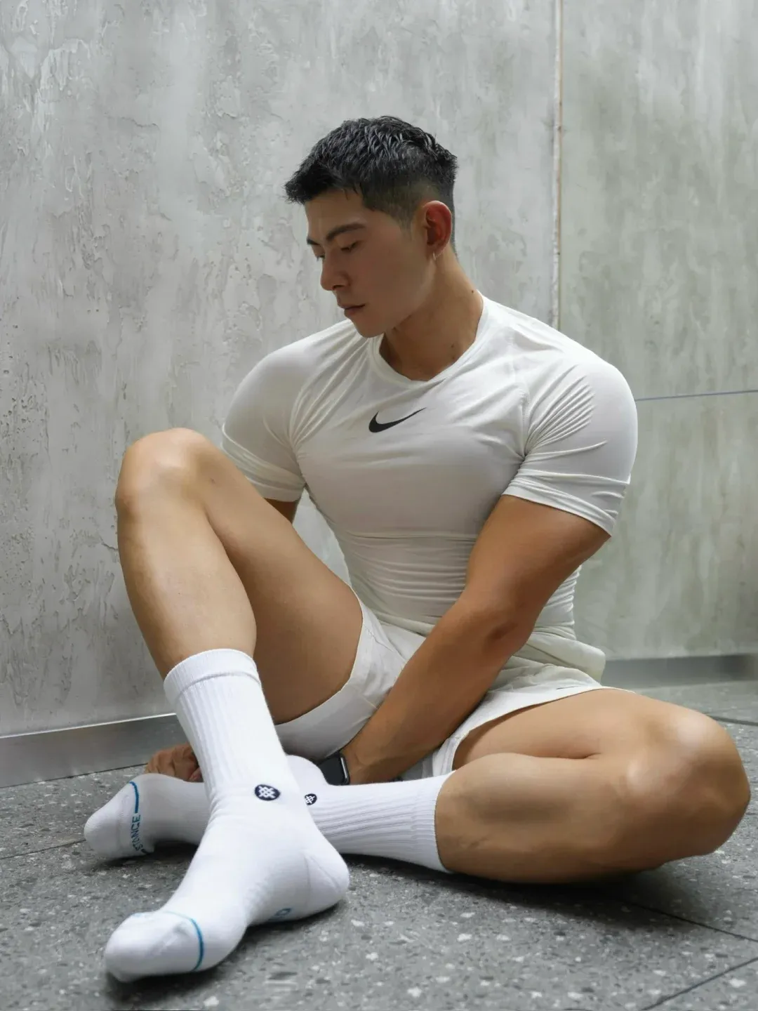 双开门大只型男，那好看的后背