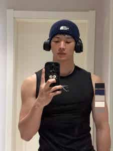 纹身、健身、造型多变，西北小哥的多样魅力-潮男潮北