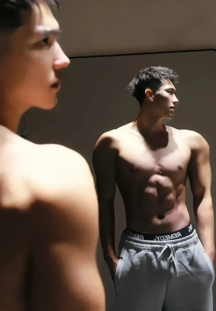 187cm 美式运动体育生，直捌心窝！