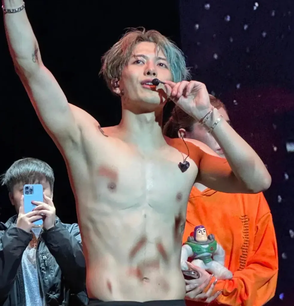 KPOP 男爱豆排名出炉：内娱占一半，王嘉尔各大平台断层第一！