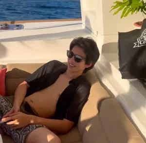 林俊杰歌曲MV男主：出场不过几秒钟，却足以让人过目不忘！-潮男潮北