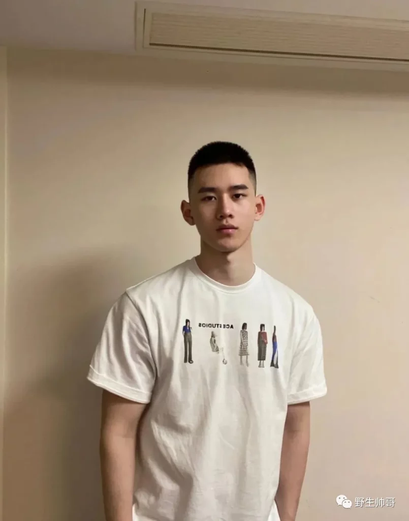 每天早上看会帅哥，又是精神满满的一天