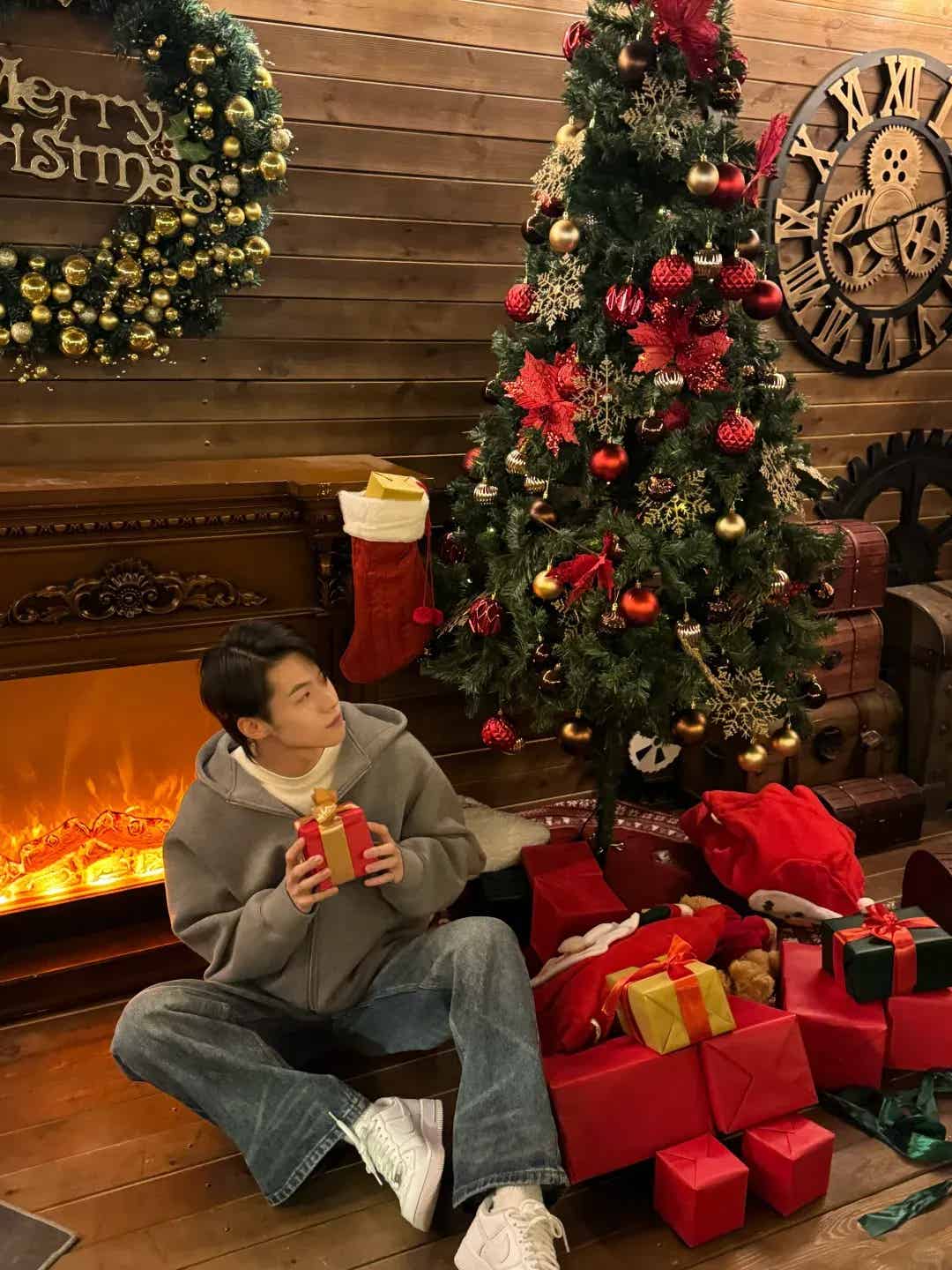 清秀职业律师，薄肌精瘦帅哥