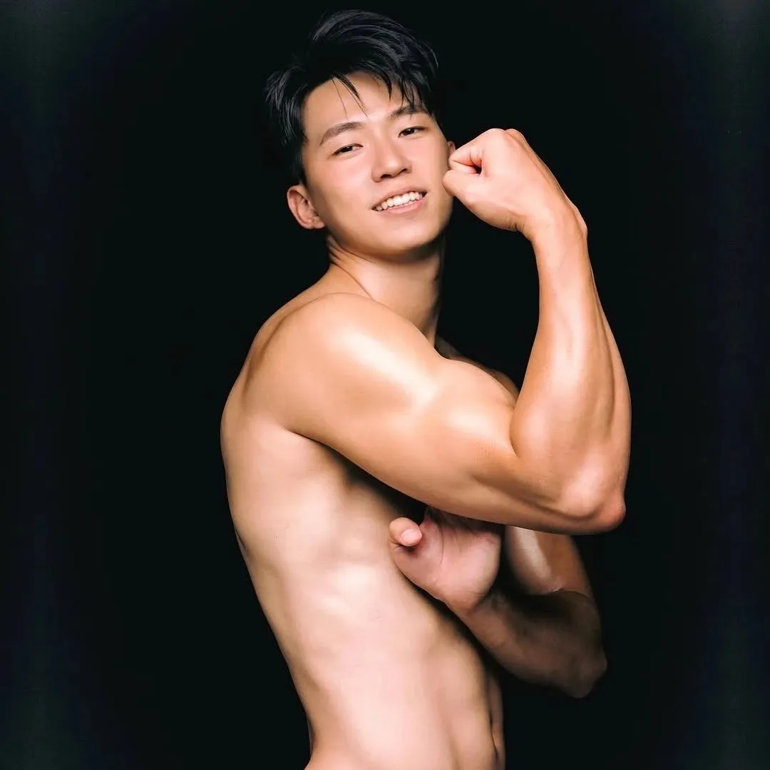 《晏人物》又迎新面孔，三人全都帅到犯规！