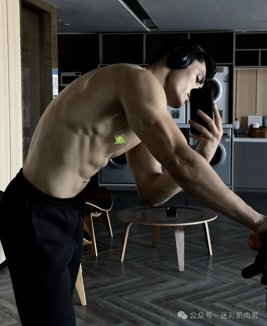 190CM 新疆硬汉湿透长腿？？长得太野太太大！！