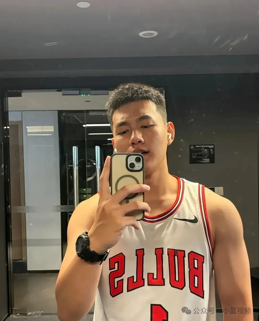 185cm 粗壮肌肉汉子