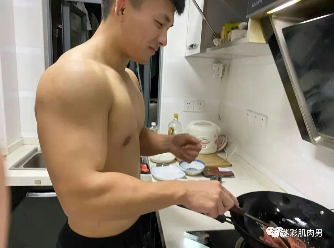 寝室有个云南的运动帅哥室友！